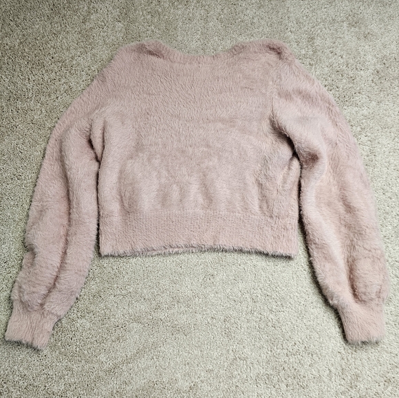 Aritzia Sunday Best Kitten Sweater Size M blush pink - Picture 4 of 4